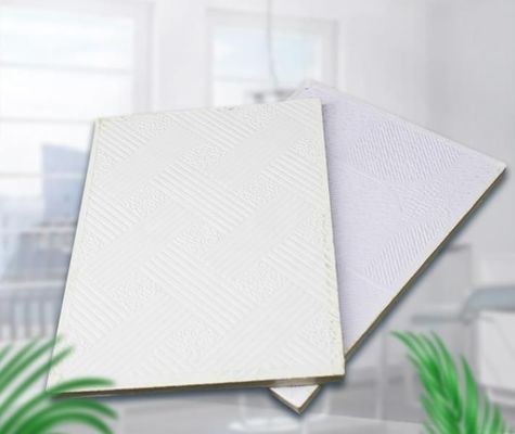 7mm-15mm Thickness Acoustical PVC Gypsum Suspended Ceiling Tiles with 900kg/M3 Density
