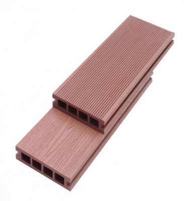 Engineered Wood Grain WPC Decking Customized for Outdoor Applications