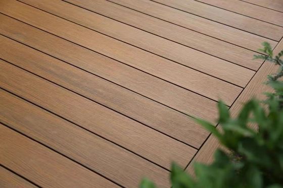 Brown WPC Wood Plastic Composite Flooring for Garden Waterproof