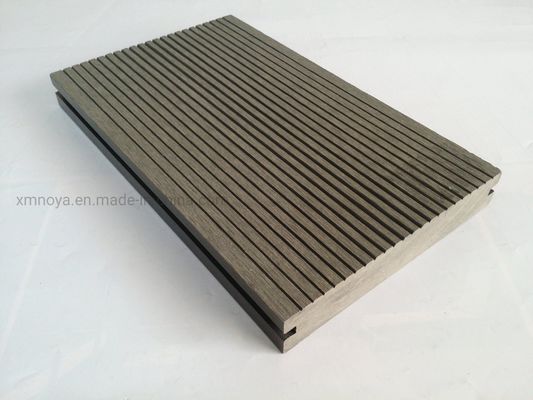 Outdoor Garden Flooring and Fence Waterproof WPC Decking with Bias Tire