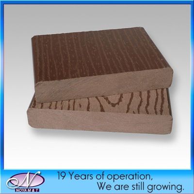 SGS Certified WPC Wood Plastic Composite Flooring/Decking in Grey