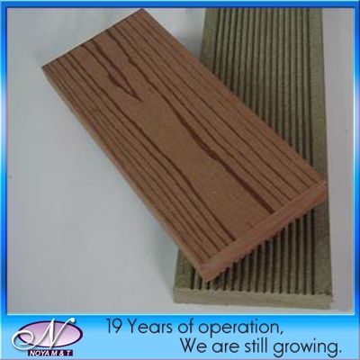 SGS Certified WPC Wood Plastic Composite Flooring/Decking in Grey