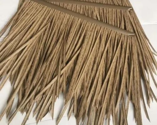 Customized Artificial Thatch Fireproof Plastic Roof for Fire-resistant Outdoor Areas