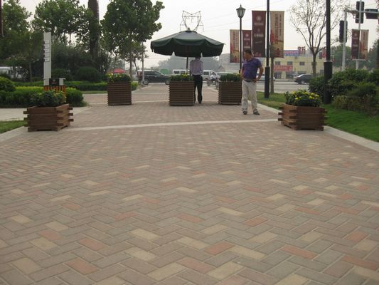 Suitable for Parking Lots and Common Lanes Brown Water Permeable Brick / Block Pavement