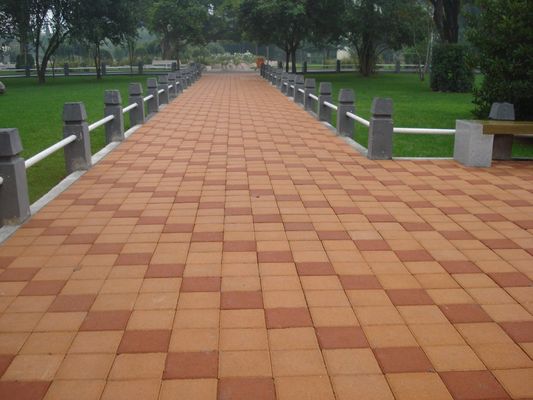 Less Than 6% Water Absorption Rate Brown Porous Permeable Brick Gravel Paving Driveway