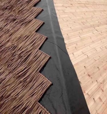 Polyethylene Irregular Thatch Shape Bent Tiles for Hotel Roofing