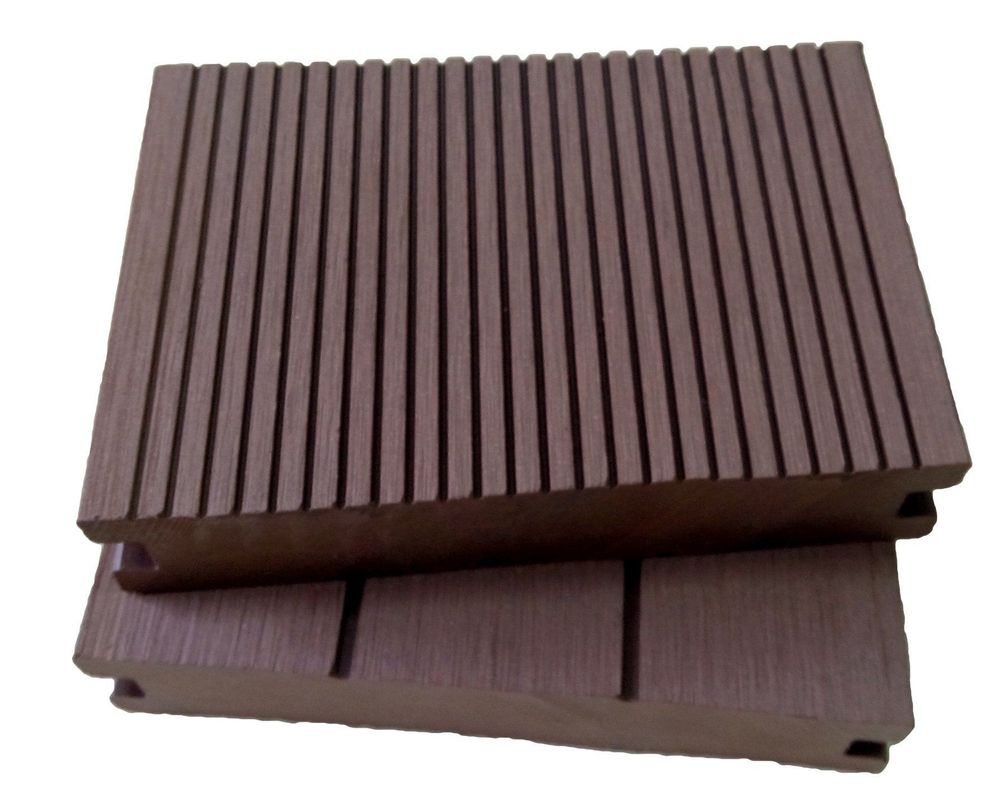 Wood Grain Pattern Green WPC Flooring Synthetic / Wood Plastic Composite Decking 90mm*40mm