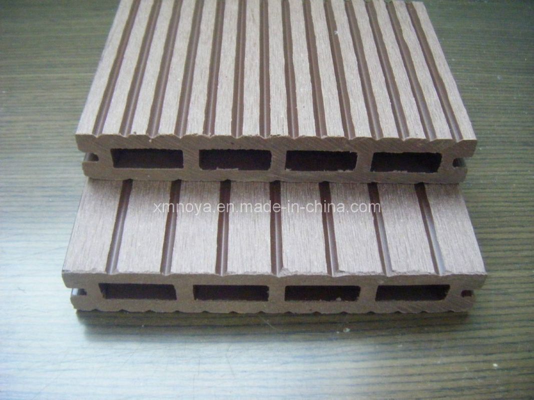 Customized NYH147*23 A Wood Plastic Composite Decking Flooring for Outdoor Garden