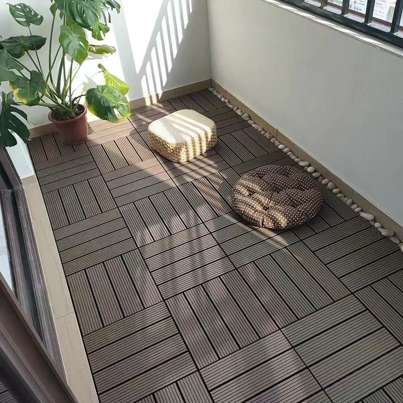 Water Absorption Expansion Rate 2.5% Brown Wood Plastic Composite Decking for Garden