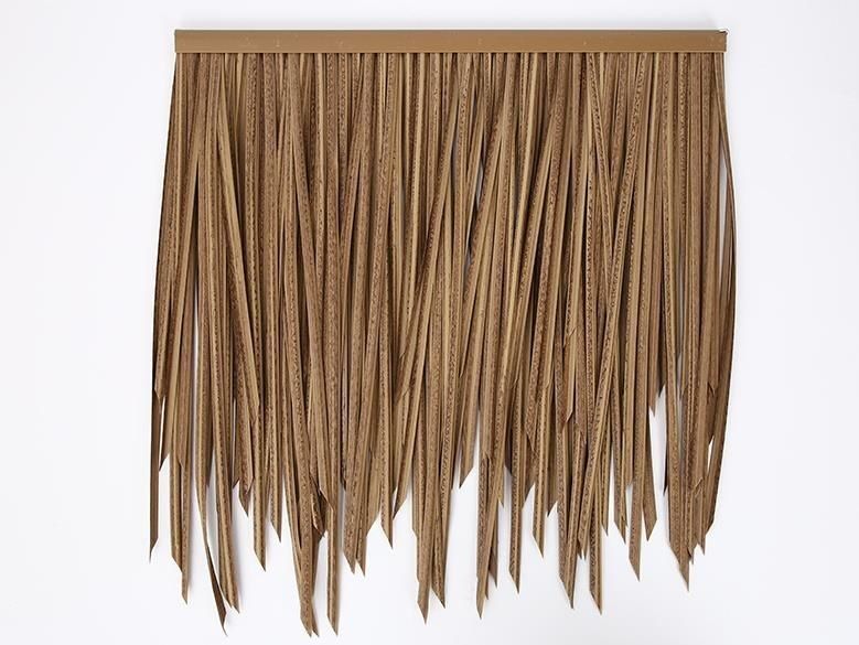 Customized PVC Thatch Roof Tiles for Garden/Seaside Bars Easy to Install and Maintain
